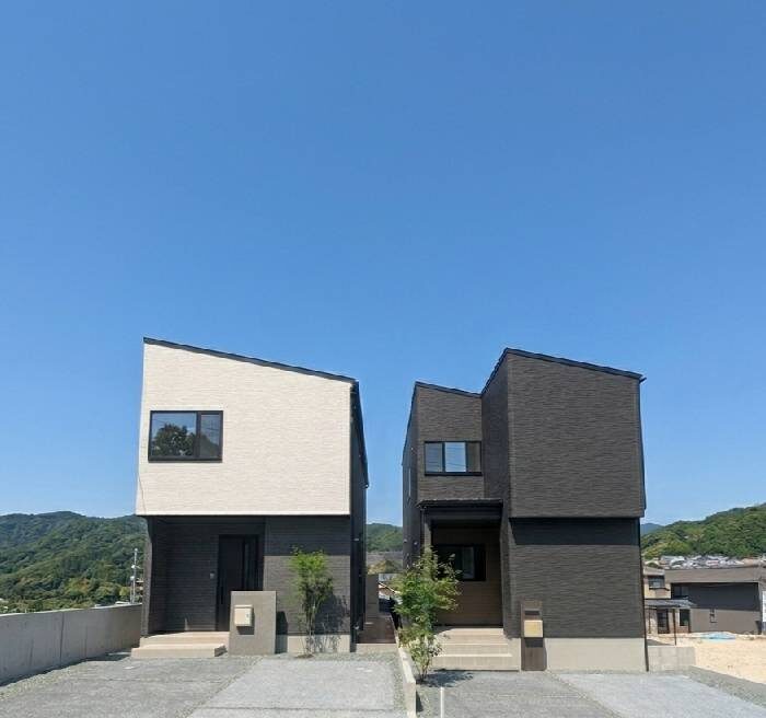 15社目：フラワーホーム